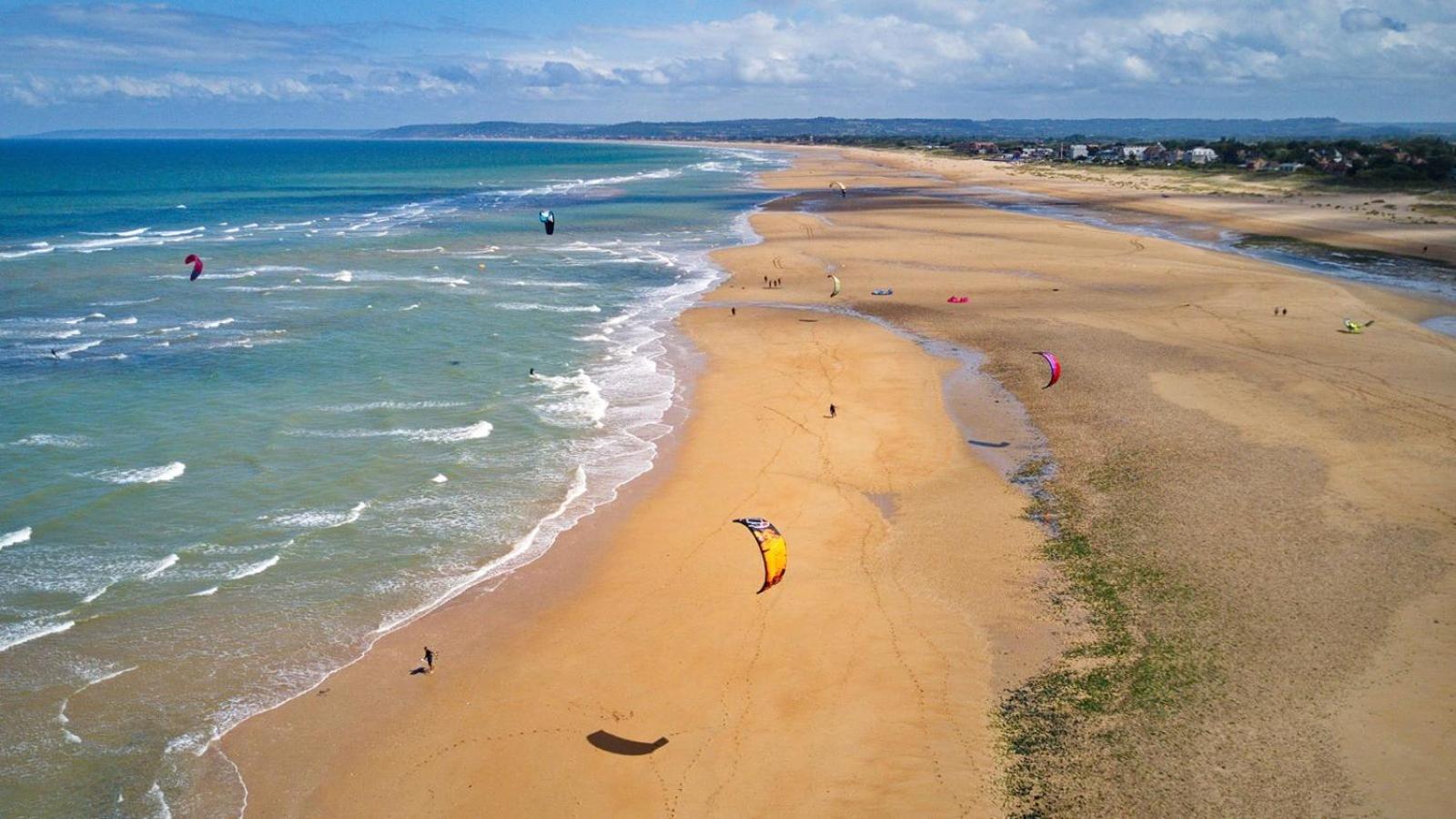 Grange Petite Brise Bord De Mer Luc-sur-Mer Exteriér fotografie